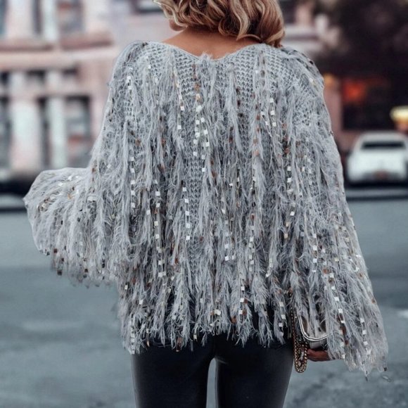 long sleeved fringe details V-neck Knit Sweater top gray - Picture 6 of 6
